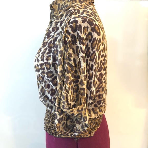 Forever 21 Woman's Animal Print Top - Picture 7 of 13